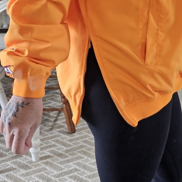 Vintage Pro Player "TENNESSEE" Collegiate V-neck Pullover in Size Medium - Picture 3 of 16